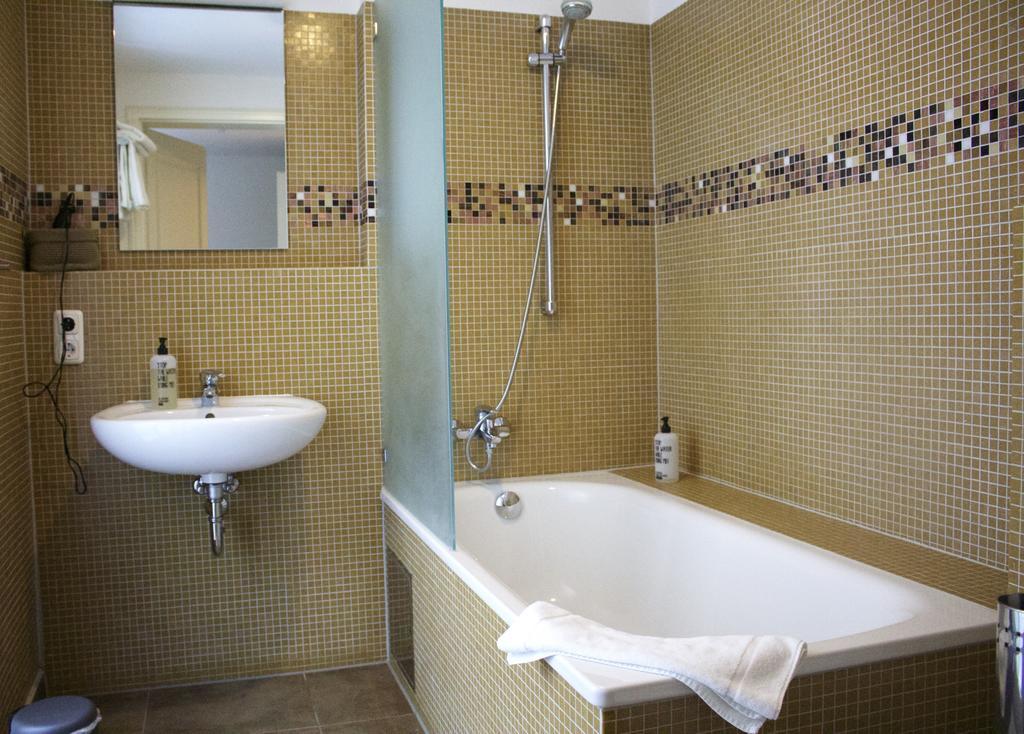 Schlaflounge Hotel Hamburg Bagian luar foto